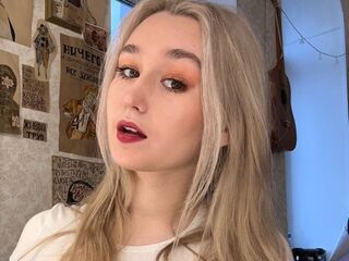 hot live cam IlianaEggenberg