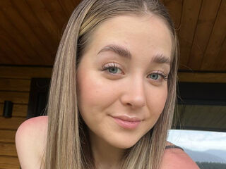free adultcam IlonaCabiness