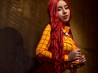 camslut masturbating IsaMerlano