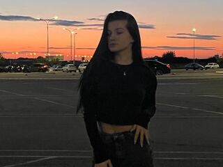 cam girl masturbating with vibrator JacalynConder