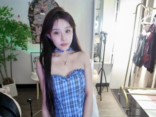 cam strip tease JennaLena