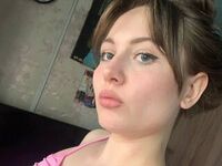 naked camgirl masturbating with vibrator JudyMedina