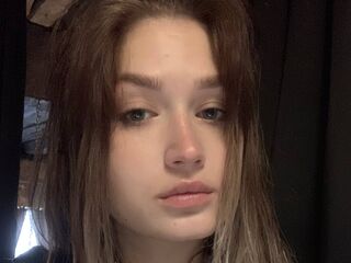 shaved pussy web cam JulieannGomaz