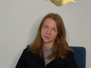 live webcam girl KandiTivis