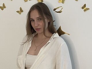 cam girl showing pussy KandiceBishard