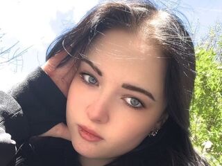 naked camgirl KelleeLobdell