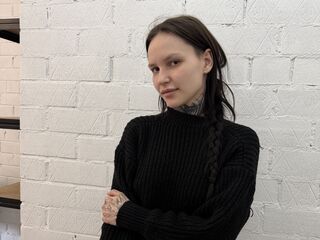 free chat KeniaTucholski