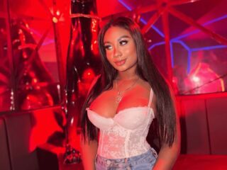 sexy webcamgirl KilraFontana