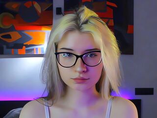 live teaser web cam KiraSerene
