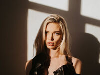 nude cam girl pic LanaSharapova