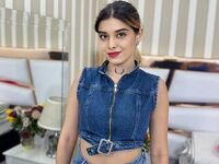 cam chatroom LannaHamilton