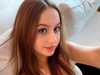 sexy webcam girl LaurenSaintie