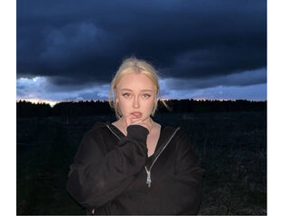 live chatroom LitaBloom