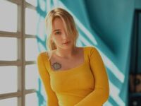 camgirl pic LornaCatts