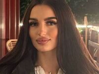 camslut topless LucretiaBonnoitt