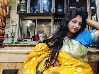 camgirl picture MaahiKhan