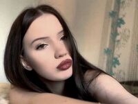 fingering camwhore MadelineMendes