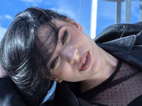 camwhore shaved pussy MadelynVelure