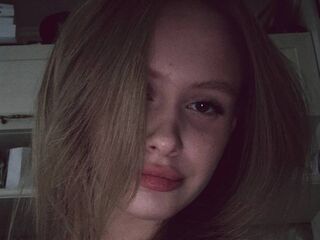camslut webcam video MaryJohnsson