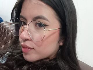 cam girl masturbating MeliBee