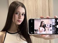 fingering cam girl MelissaMelis