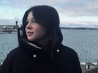 fingering webcamgirl MellieTierce