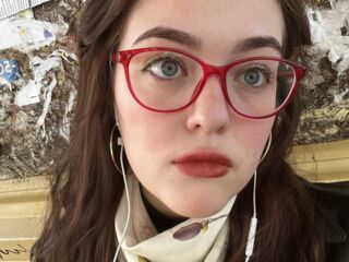 closeup webcam MersedesRosso