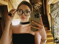 fingering cam slut MiaForester