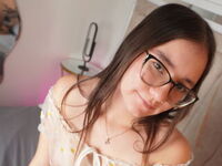 naked camgirl masturbating with dildo MiaHilfiger
