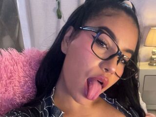girl cam live MihaCameron