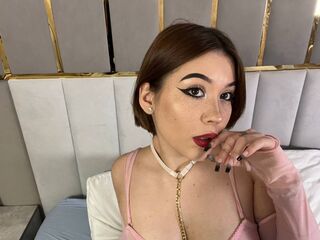free nude live show MinaAustin