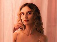 webcam bitch chat MoonSeraphine