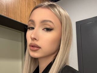 sexy camgirl picture MyongDegado