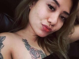 hot cam girl fingering OhmyOlivia