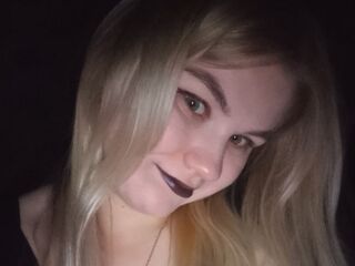 camgirl showing pussy PearlSolomons
