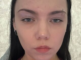 naked cam girl masturbating with vibrator RoniRopes