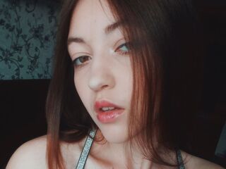 girl webcam SarinaUmscheid
