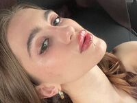 free live camsex SilviaCoey