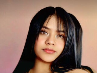 naughty cam girl masturbating with dildo SolRusso