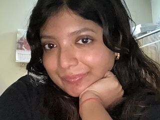 camgirl masturbating with sextoy SriyasiGomes