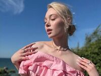 girl fingering bald pussy StarryLace