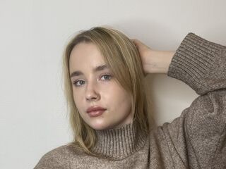 fingering girl cam TeishaCaram