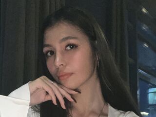 naughty cam TreasaWurz