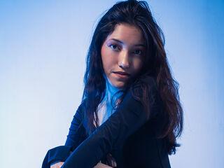 girl chatroom TrinityNova