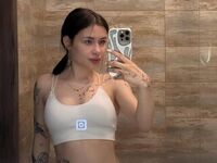 shaved pussy webcam VanessaKeyn