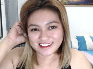 camwhore masturbating with sextoy VaniaManriquez