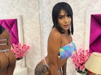 hot cam girl spreading pussy VickyJade