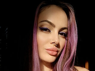 naughty camgirl fingering pussy VitaDeam