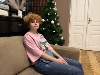 camgirl shaving pussy ZyraMonroe