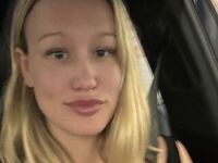 nude webcamgirl photo hannacalifornia